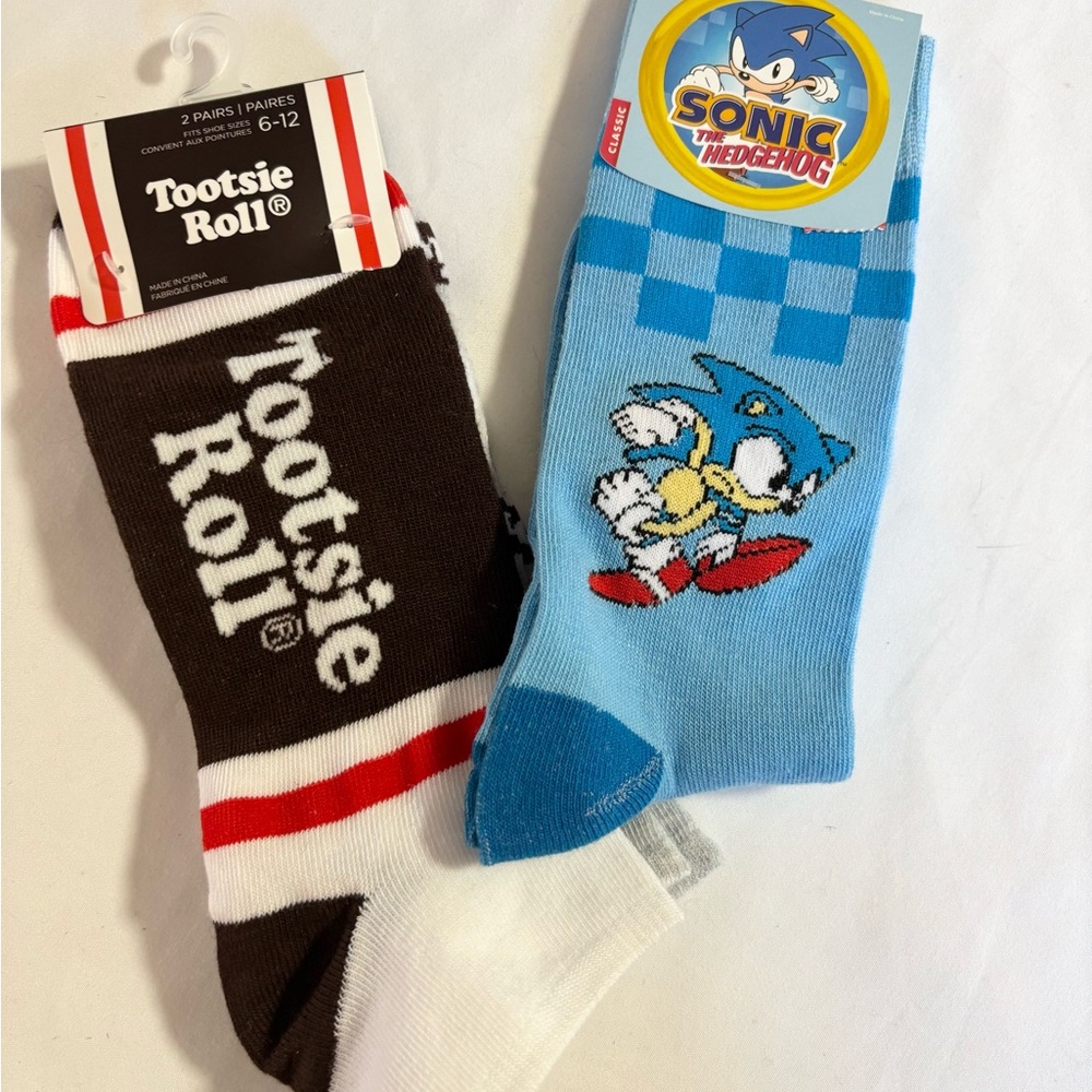 Bioworld Tootsie Roll and Sonic Socks - Black, Blue, White